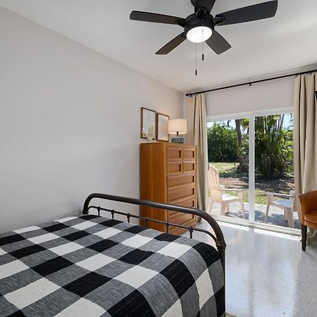 Gorgeous 2Br Bungalow Pet Friendly Санибел Екстериор снимка