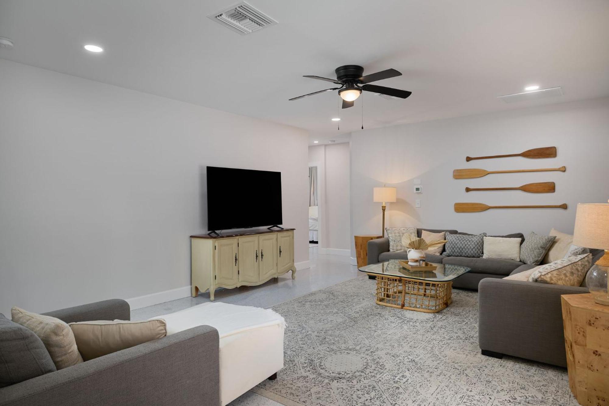 Gorgeous 2Br Bungalow Pet Friendly Санибел Екстериор снимка